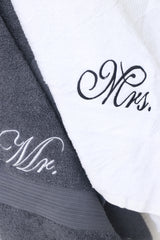 Mr & Mrs Towel Set (Pack Of 2)