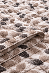 Comforter-White Leaf