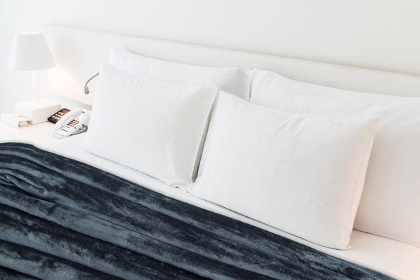 Summer Plush Blanket Grey
