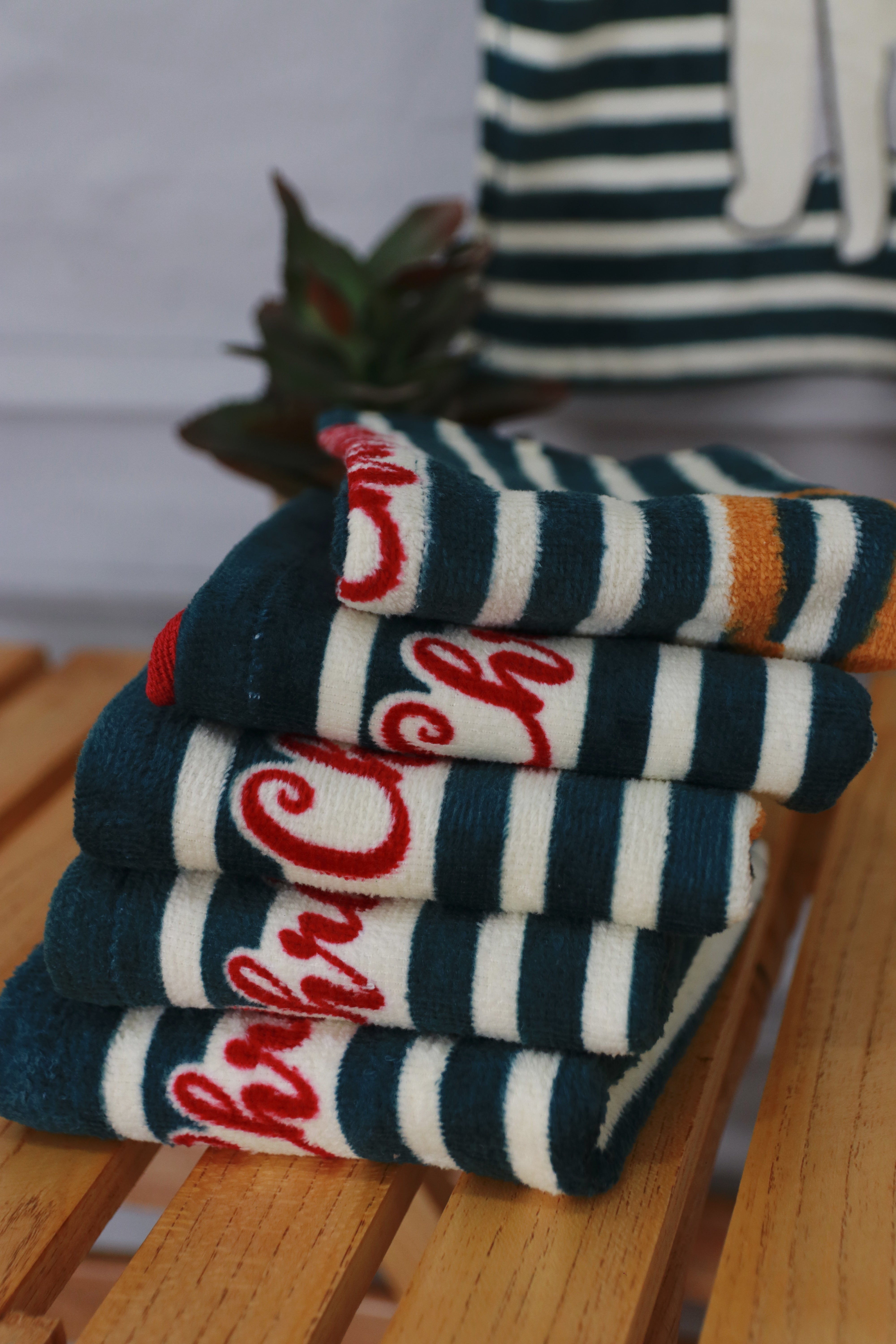 Printed Towel (Pack of 6)