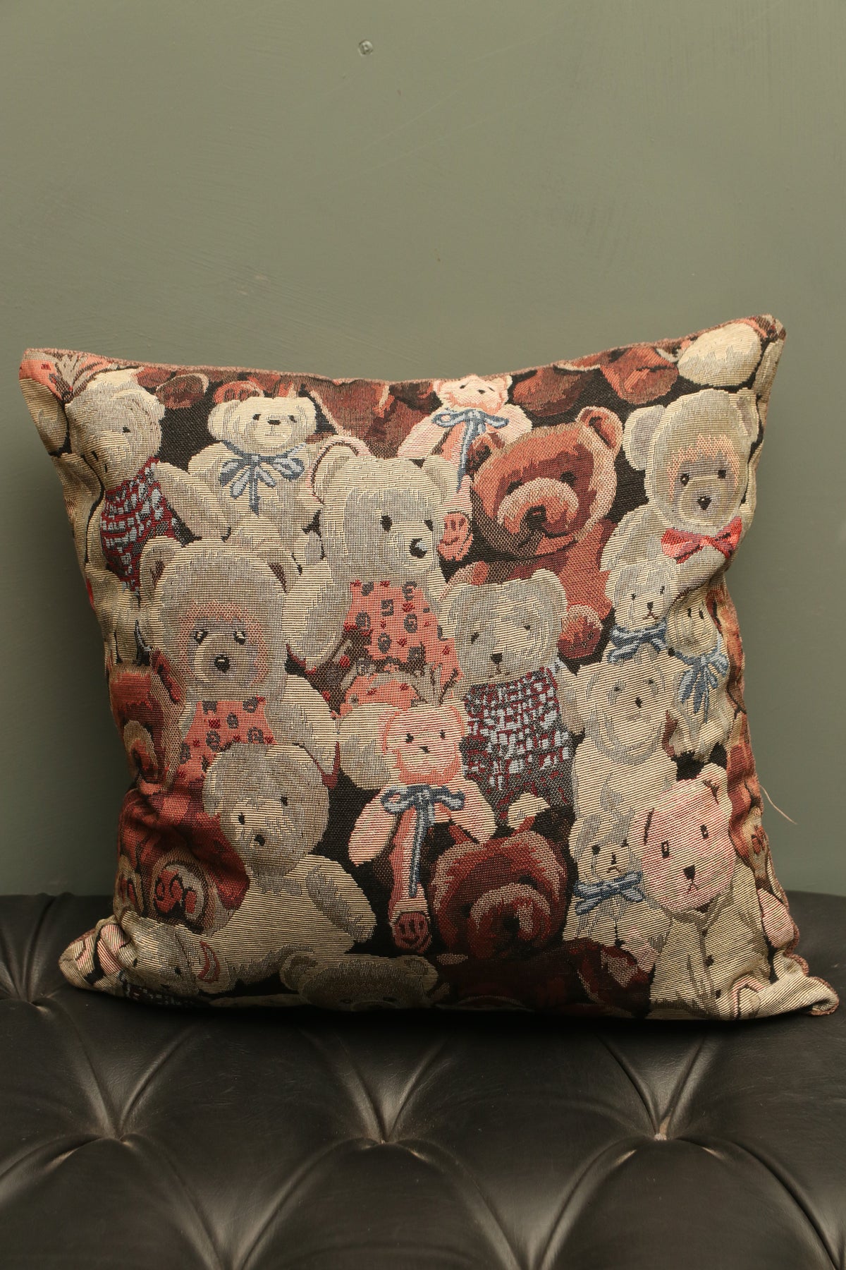 Bed Cushions With Filling