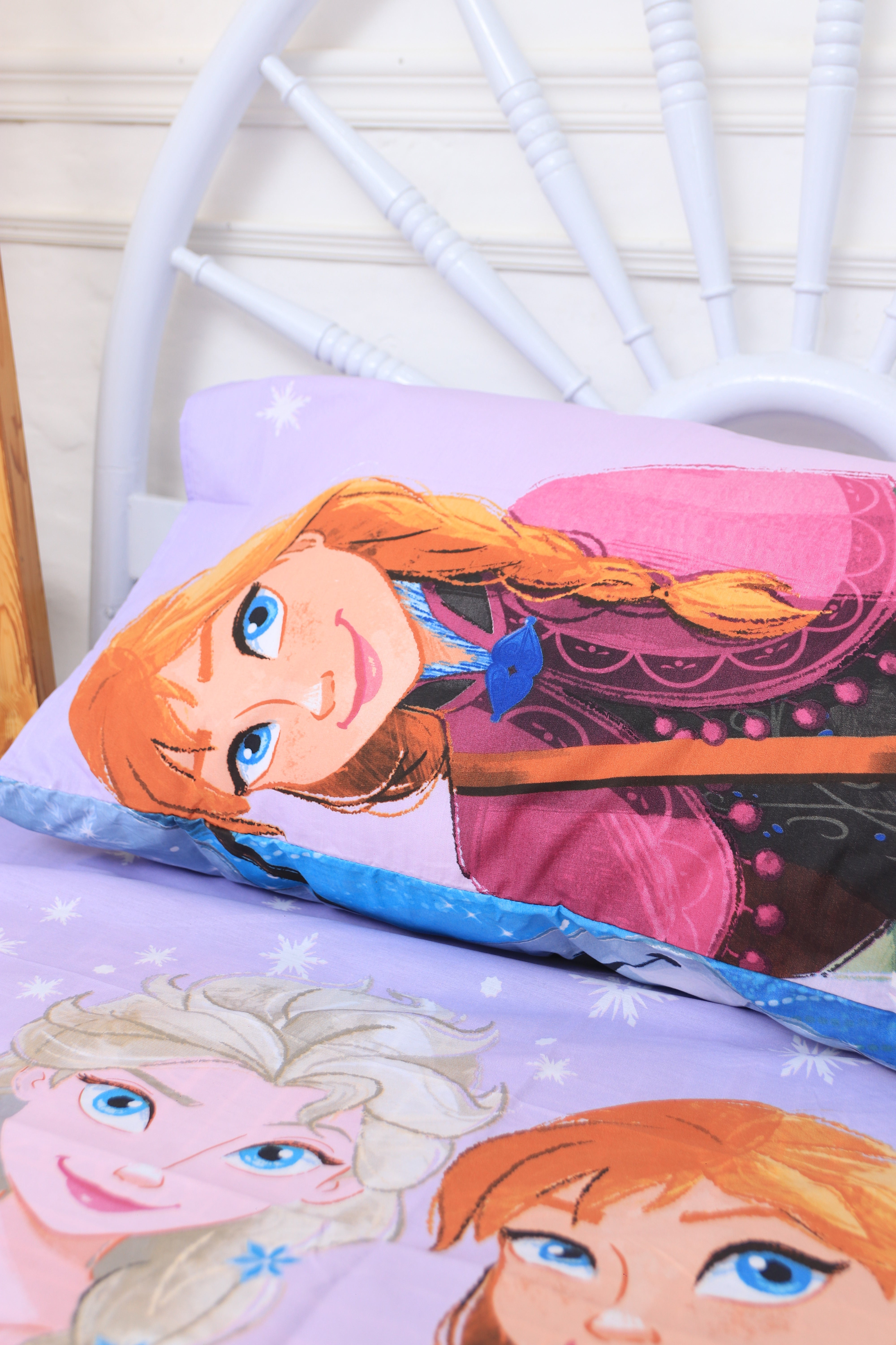 Kids Duvet Set with Flat Sheet with Pillow Cover Elsa & Anna