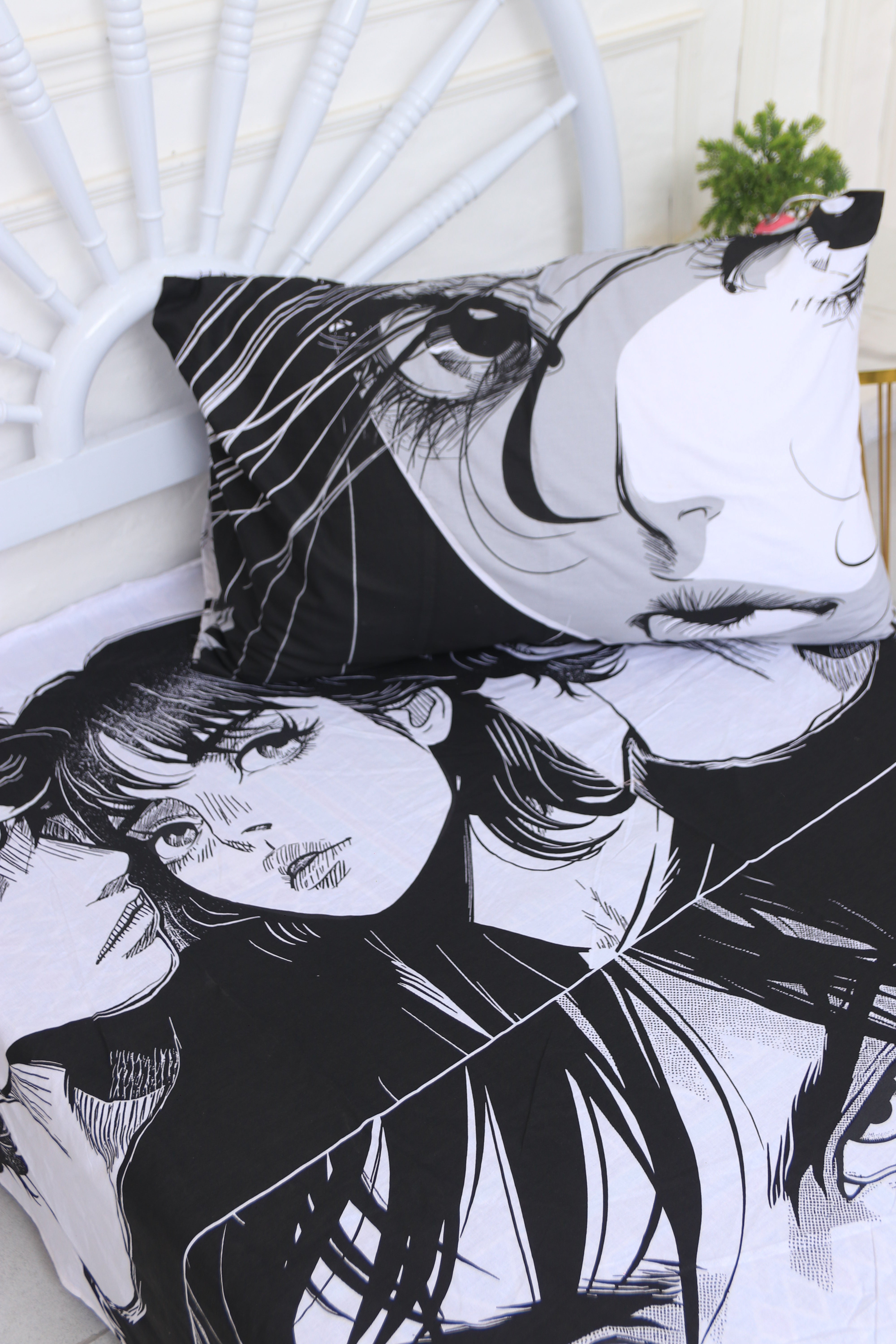 Kids Duvet Set with Flat Sheet with Pillow Cover Comic Girl