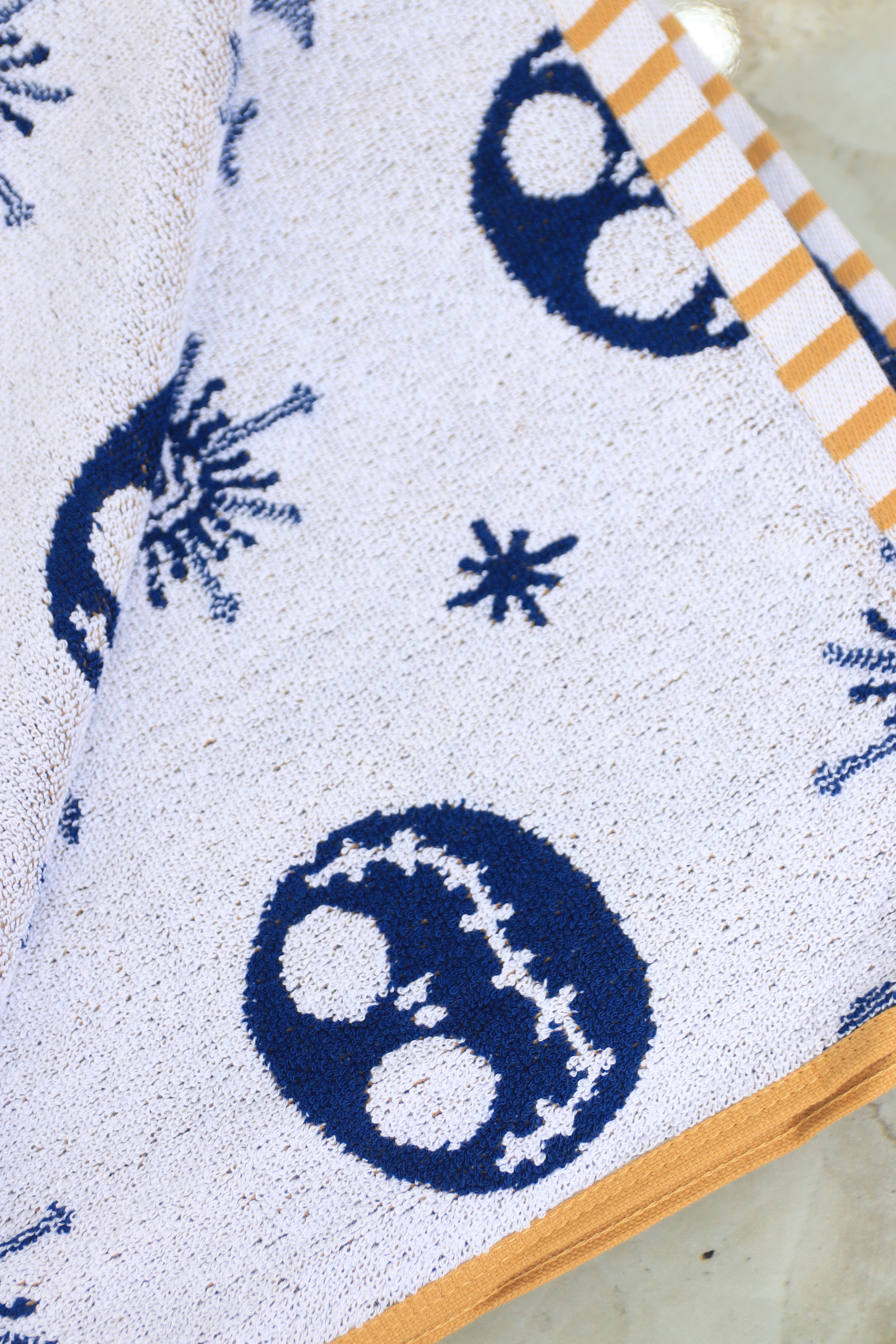 Y-D Jacquard Bath Towel