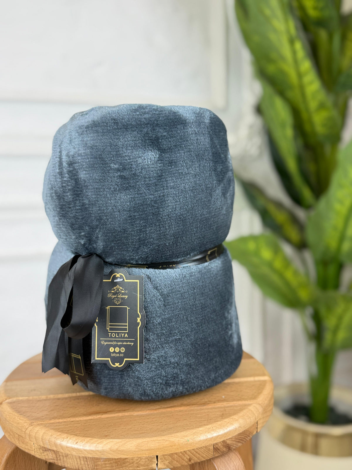 Plush Blanket Grey