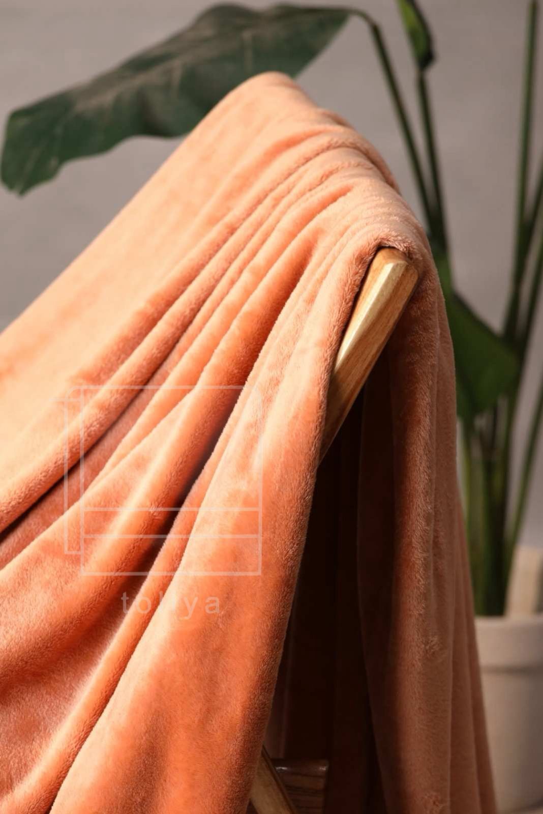 Summer Plush Blanket Peach