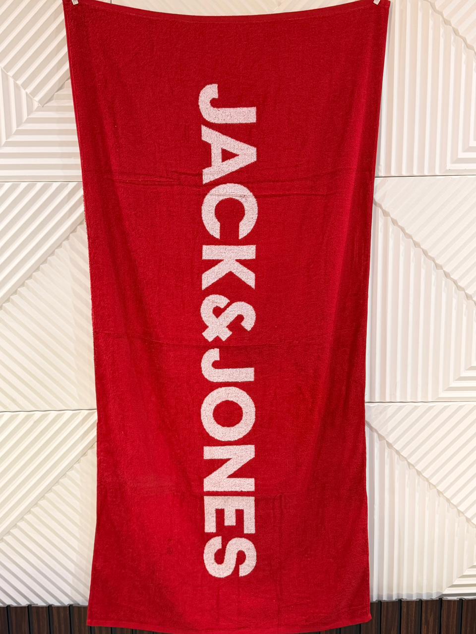 Printed towel j&j