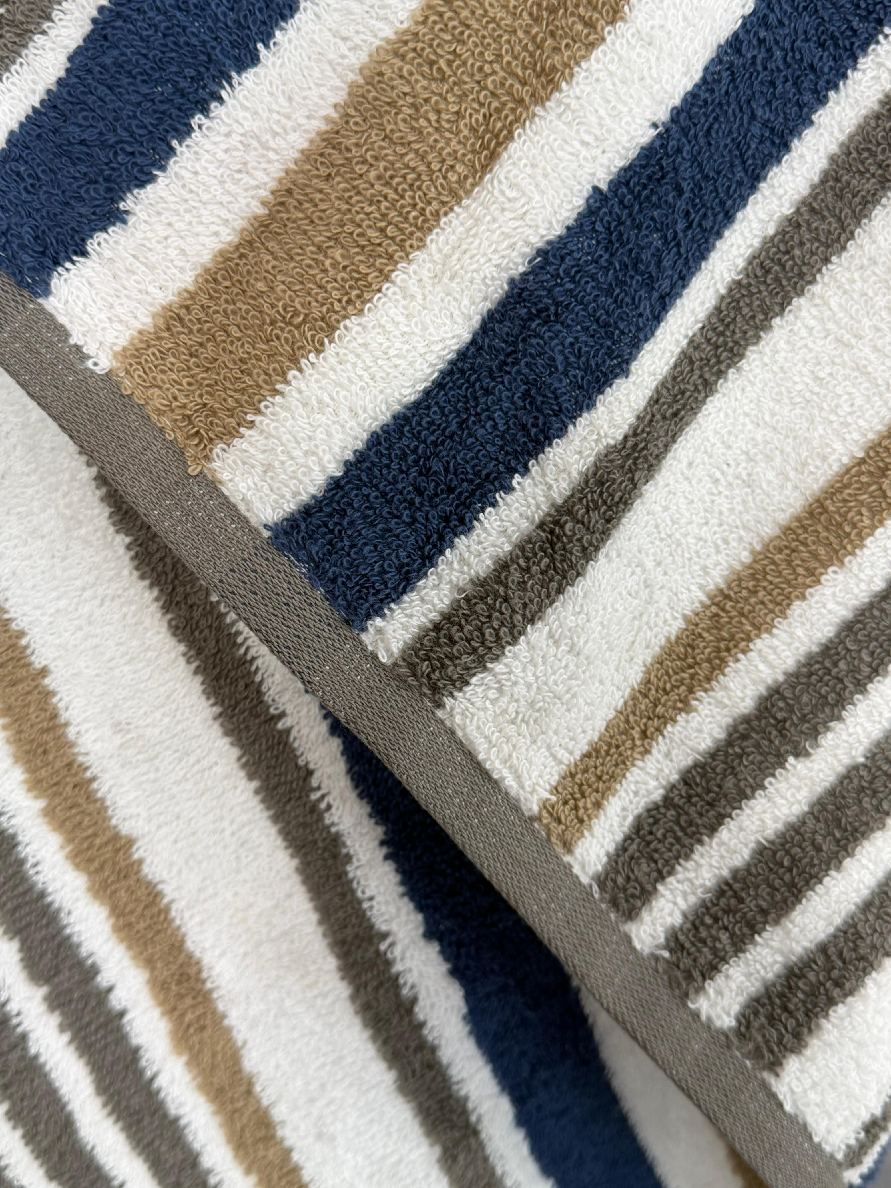 Premium Stripe Cotton Towel (500 GSM)