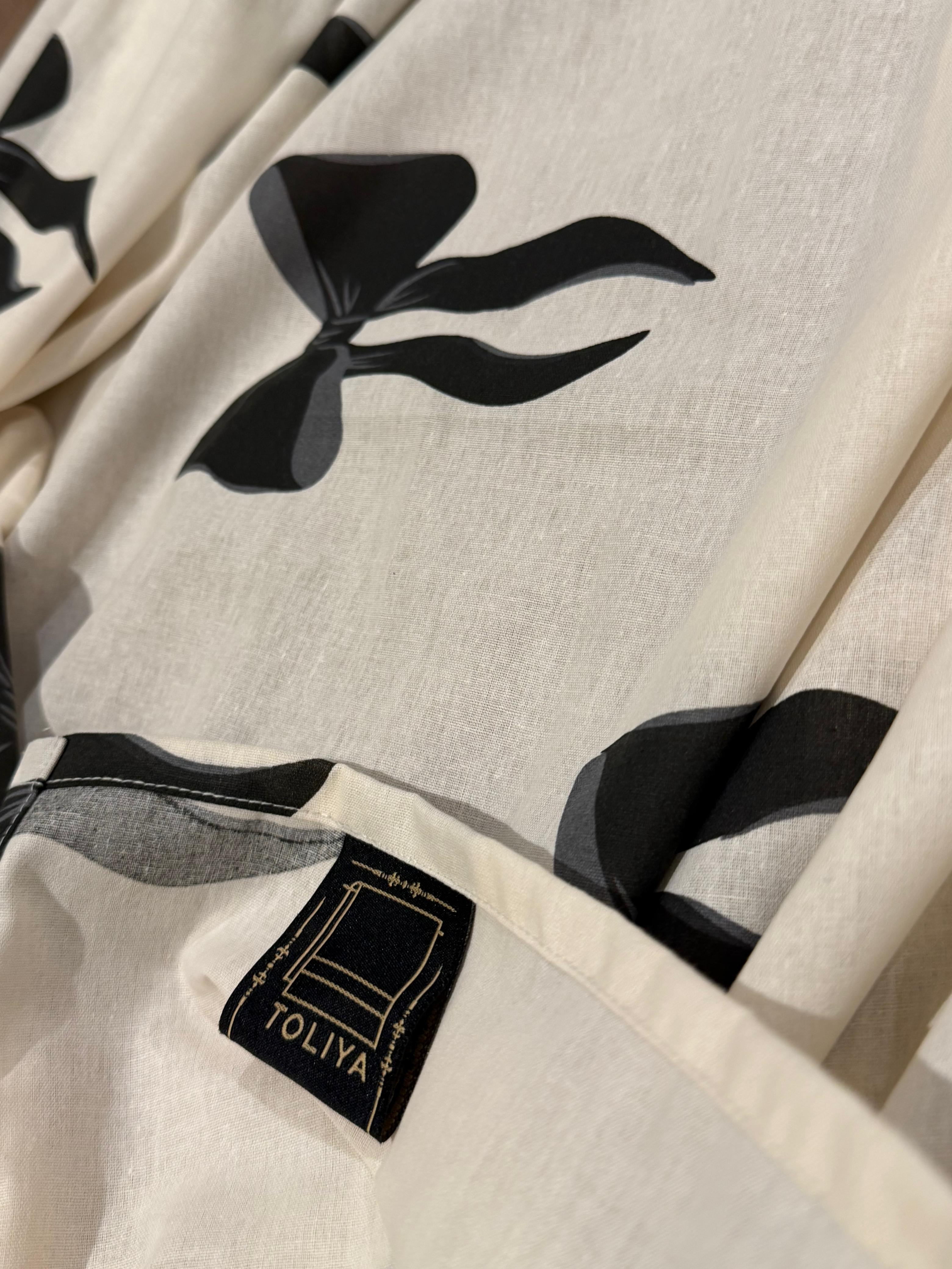 Elegant Bow Print Bedsheet Set