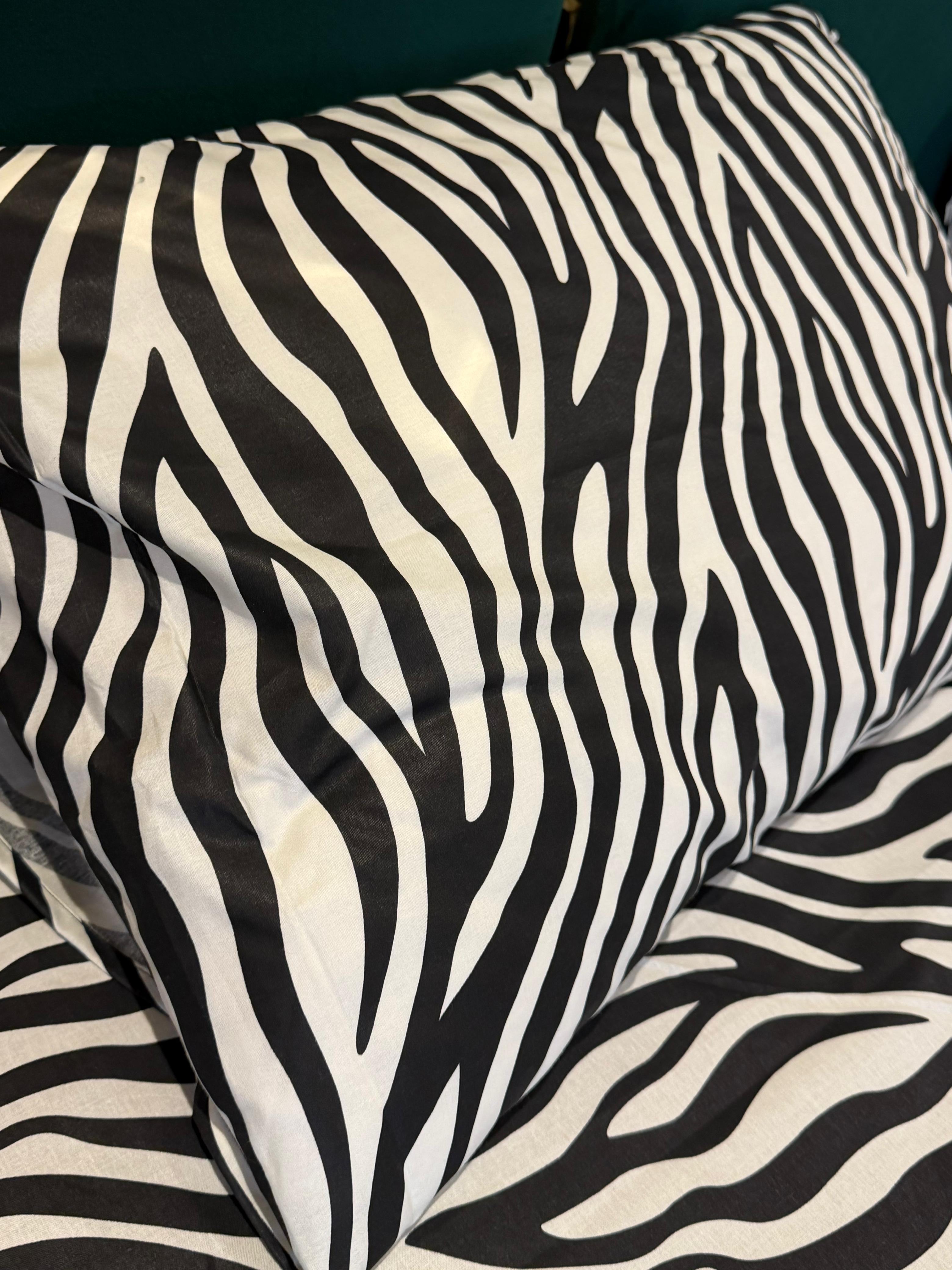 Classic Zebra Bedsheet Set