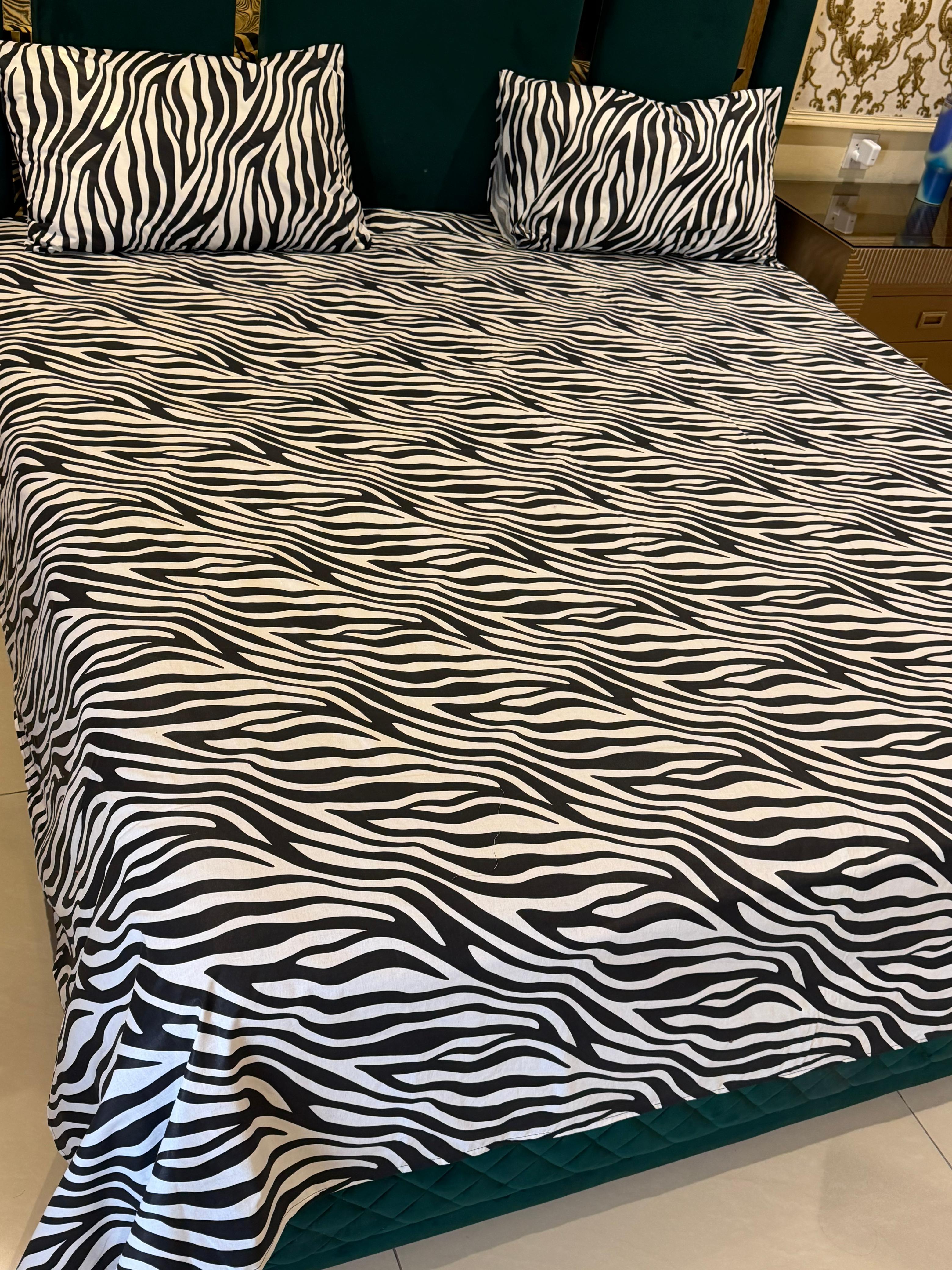 Classic Zebra Bedsheet Set