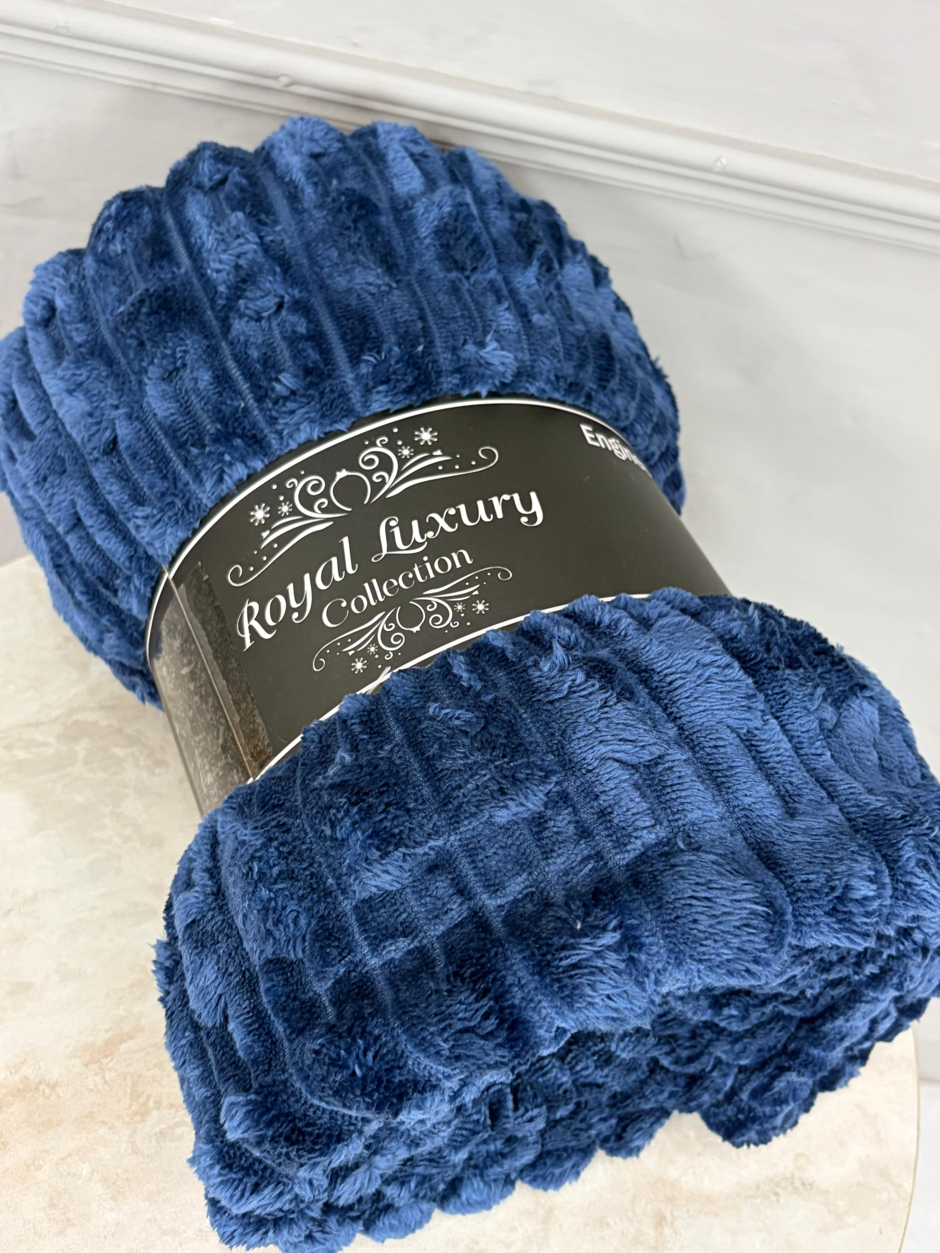 Summer Luxury Ribbed Plush Blanket