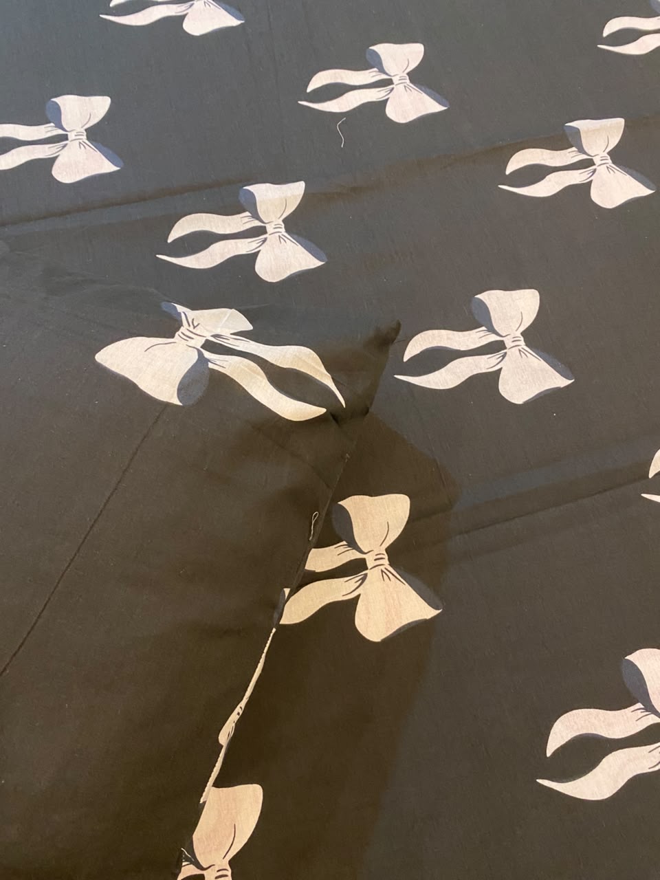 Noir Ribbon Bed Sheet Set