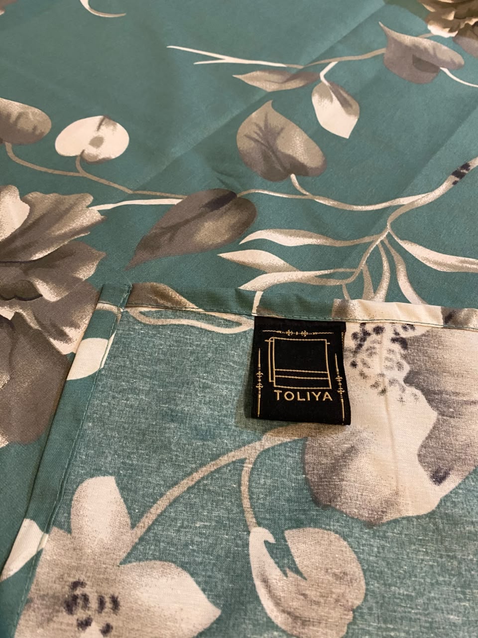 Teal Blossom Floral Bedsheet