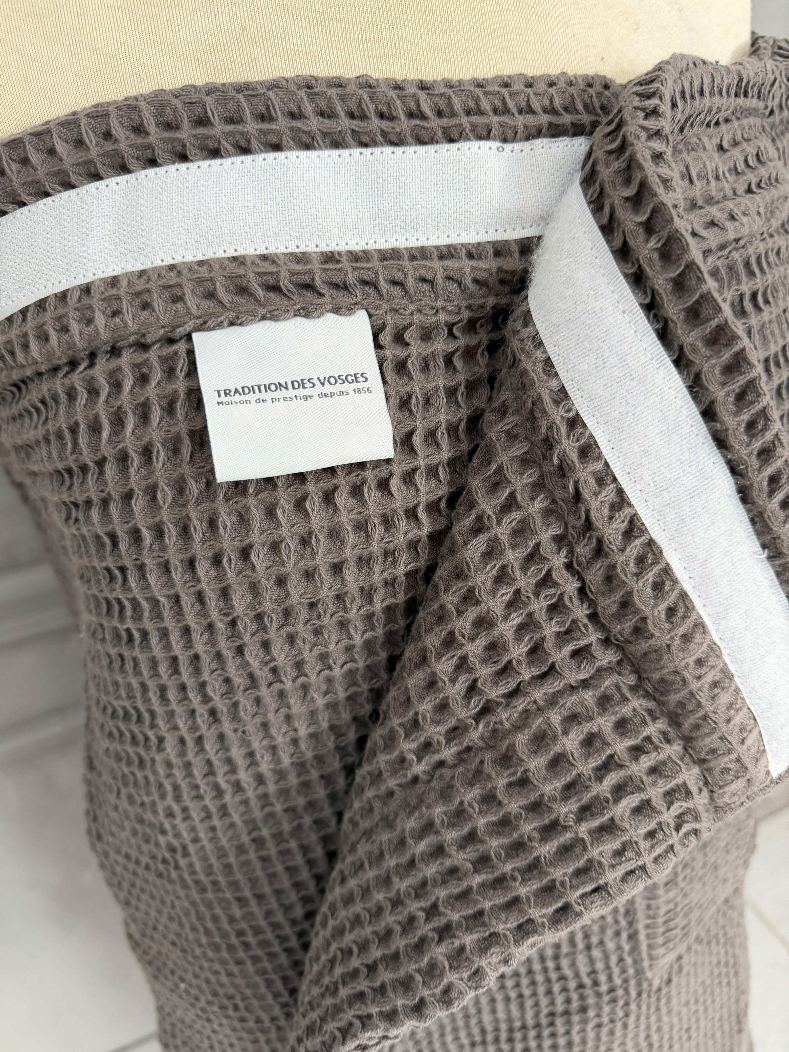 Taupe Waffle Wrape with Pocket