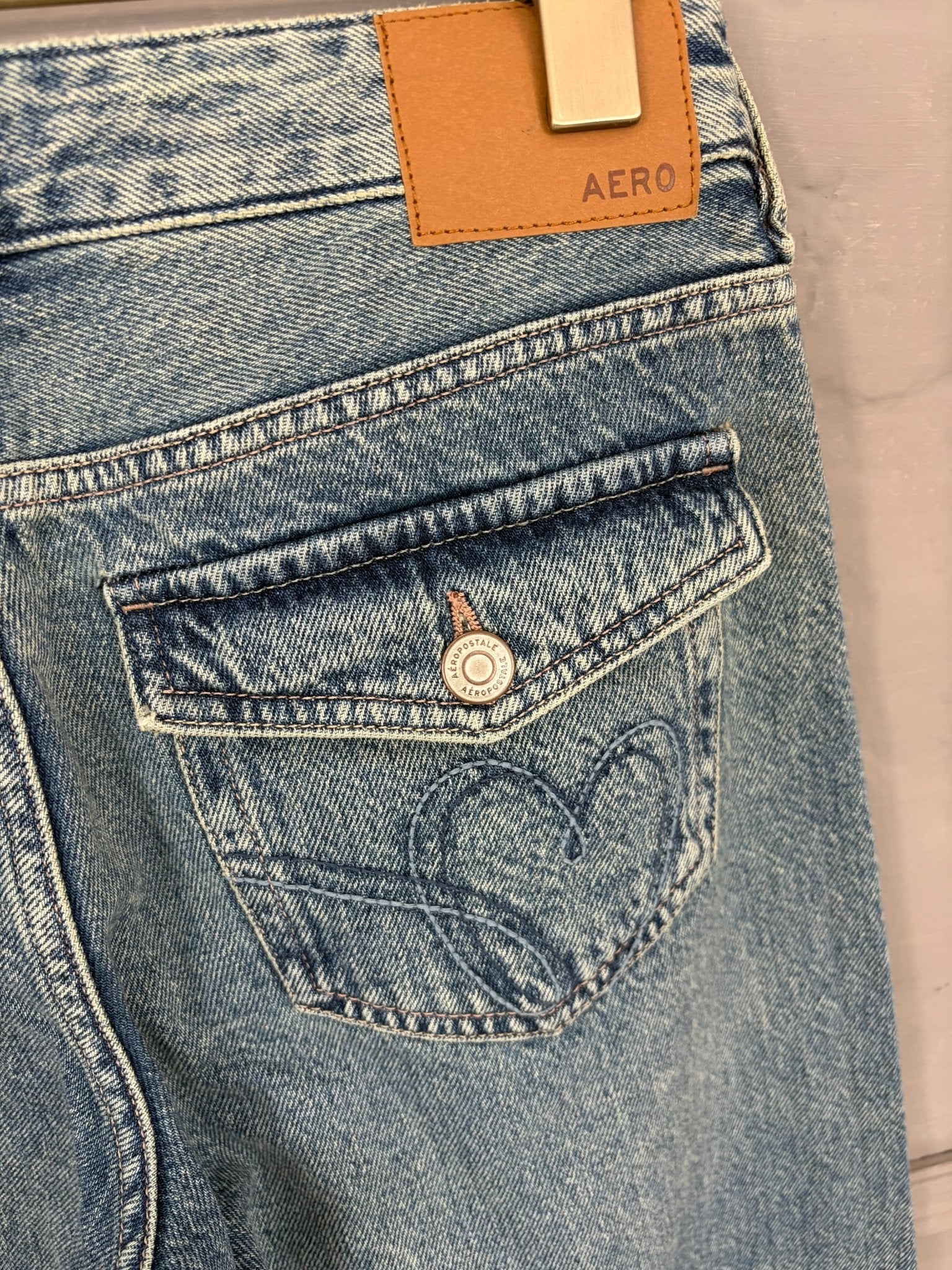 Aero Baggy Wide-Leg Jeans - Toliya.co