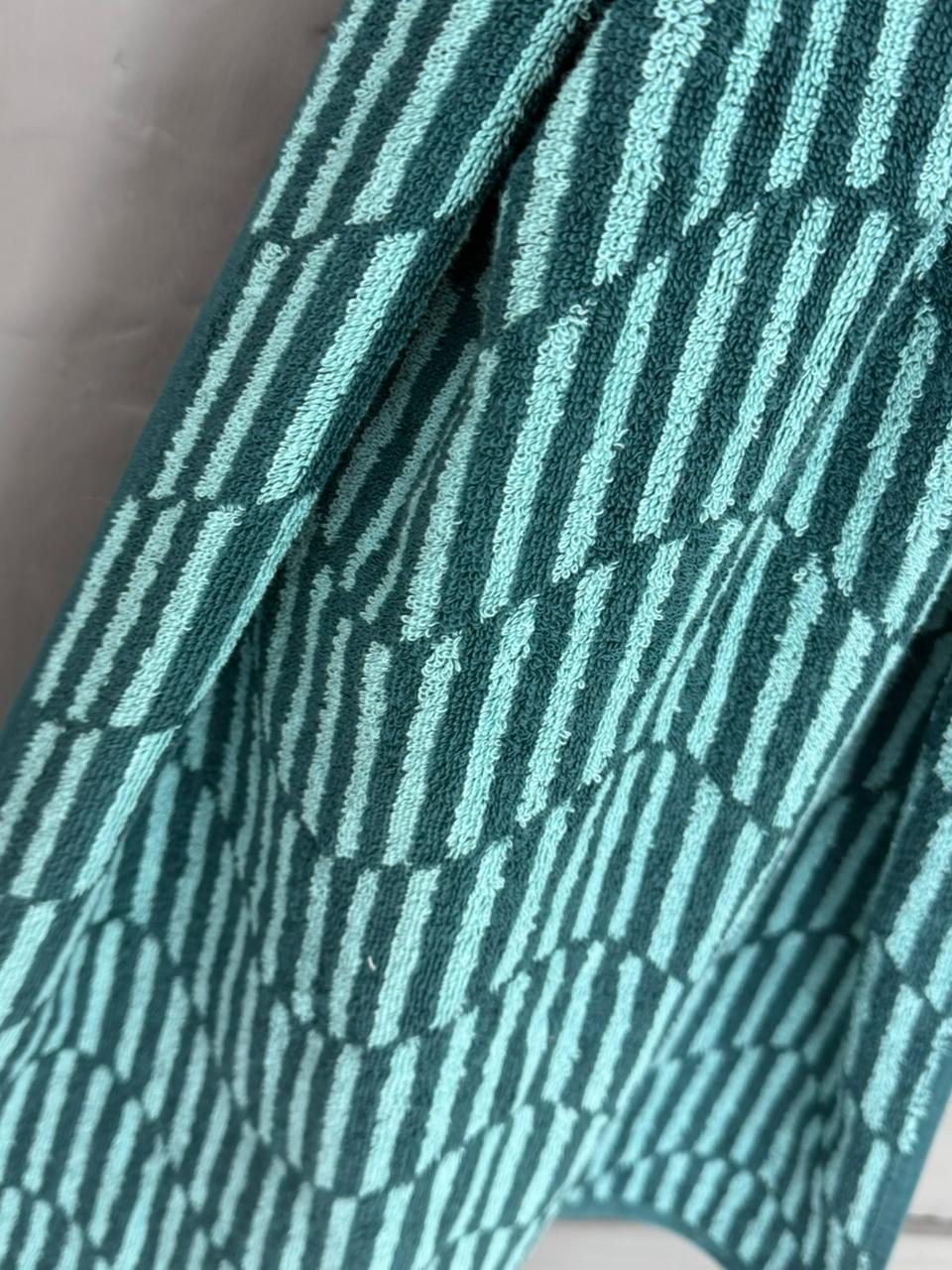 Wave Pattern Cotton Towel